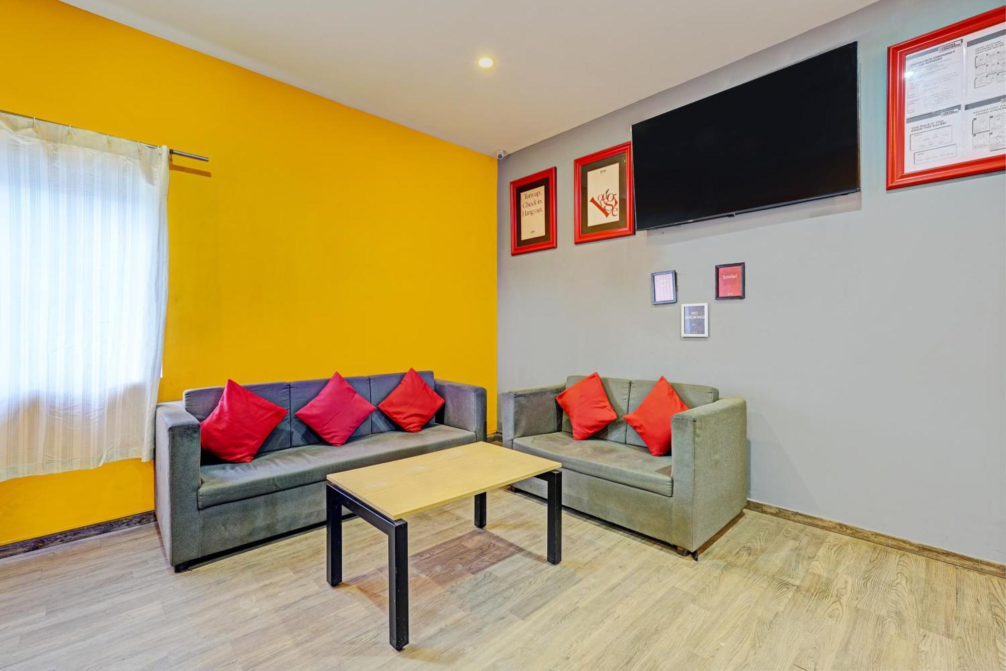 Super Townhouse Ramamurthy Nagar Formerly Navya International Bangalore Exterior photo